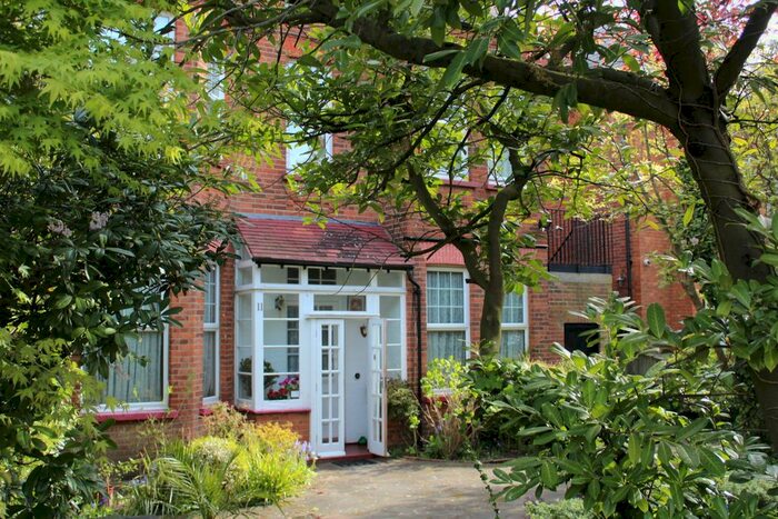 1 Bedroom Flat To Rent In London Lane, Bromley BR1