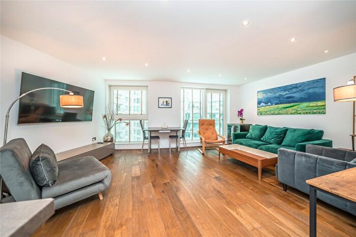 1 Bedroom Flat To Rent In St. George Wharf, London, SW8