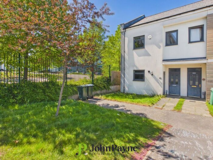 4 Bedroom End Of Terrace House For Sale In Paladine Way, Stoke Village, Coventry, CV3