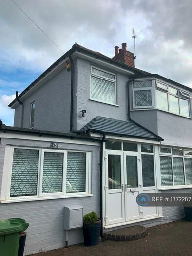 3 Bedroom Semi-Detached House To Rent In Yoxall Road, Shirley, Solihull, B90