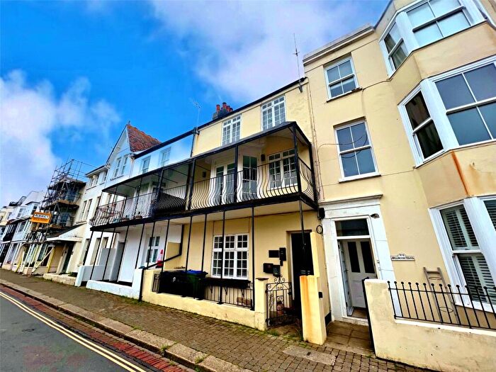 1 Bedroom Flat To Rent In The Steyne, Bognor Regis, West Sussex, PO21