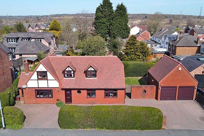 4 Bedroom Detached House For Sale In Birch Terrace, Chase Terrace, Burntwood, WS7