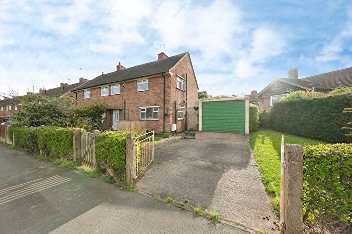 3 Bedroom Semi-Detached House For Sale In Valley Road, Shirebrook, Mansfield, NG20