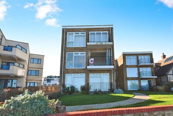 2 Bedroom Flat For Sale In Eastern Esplanade, Broadstairs, CT10