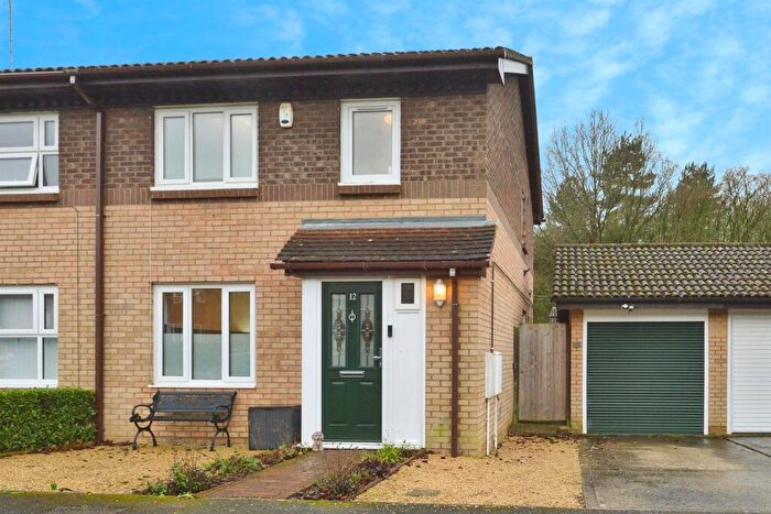 3 Bedroom Semi-Detached House For Sale In Oxman Lane, Greenleys, Milton Keynes, MK12