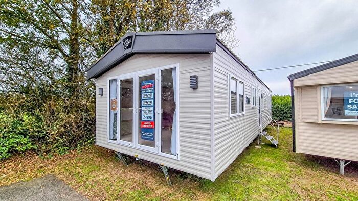 2 Bedroom Park Home For Sale In Polperro Road, Looe, PL13