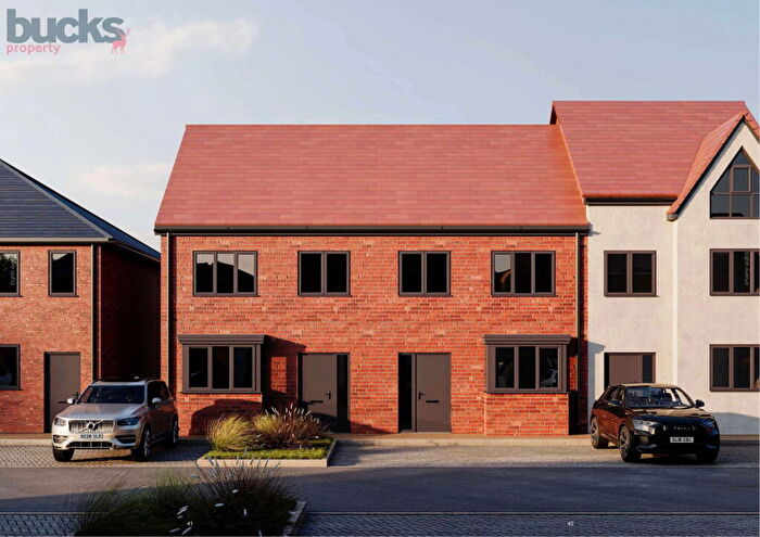 3 Bedroom Semi-Detached House For Sale In The Chearsley. Eighth Avenue. Aylesbury., HP19