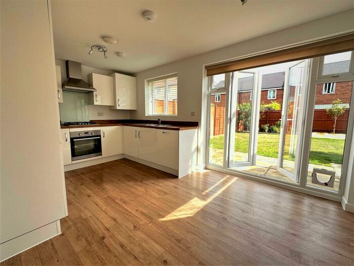 3 Bedroom House To Rent In Augustus Avenue, Keynsham, Bristol, BS31