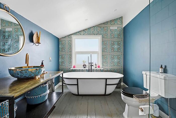 3 Bedroom Property For Sale In Whateley Road, Penge, London, SE20