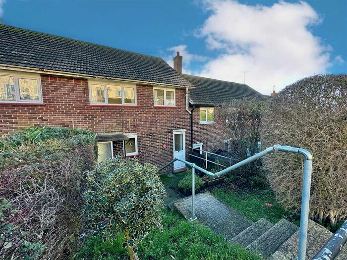 2 Bedroom Property To Rent In St. Georges Crescent, Dover, CT17