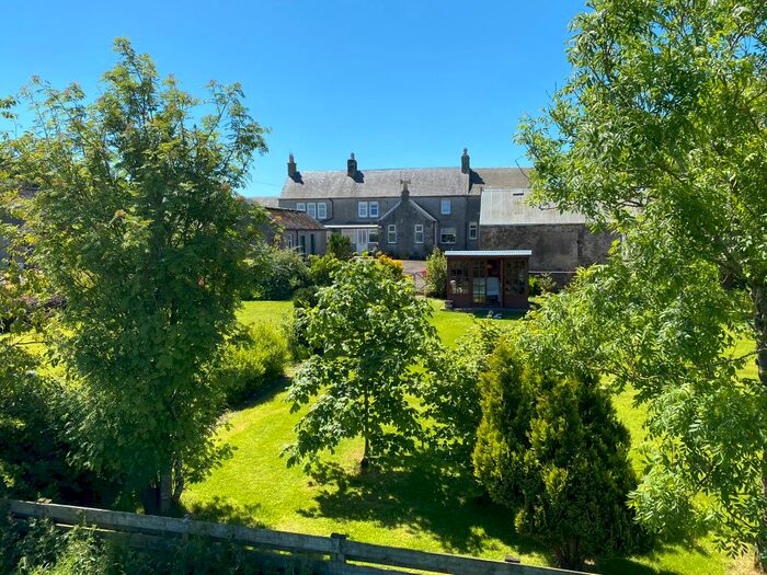 3 Bedroom Farmhouse For Sale In Cockridge Road, Cleghorn South Lanarkshire, ML11