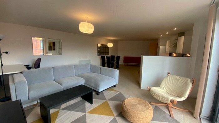 2 Bedroom Flat To Rent In Dun Street, Sheffield, South Yorkshire, S3