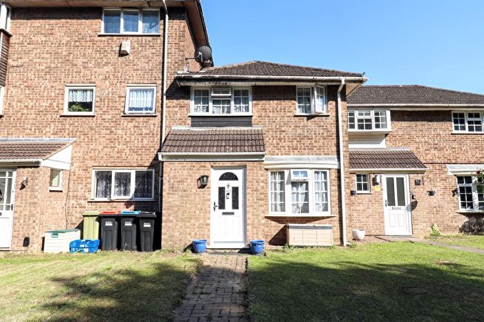 3 Bedroom Terraced House For Sale In Whaddon Way, West Bletchley, MK3