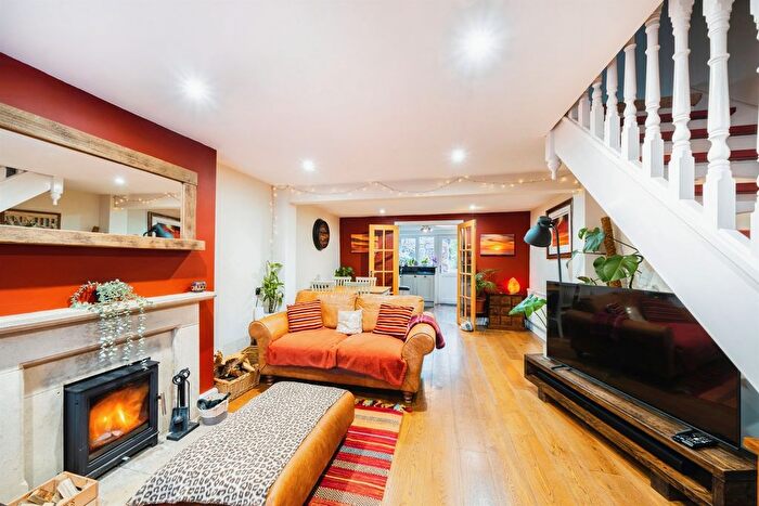 2 Bedroom Cottage For Sale In Gloucester Road, Tutshill, Chepstow, NP16