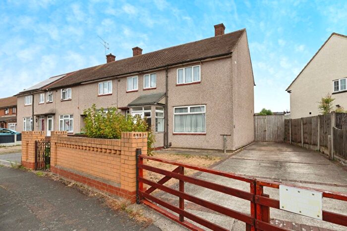 2 Bedroom End Terrace House For Sale In Fulbrook Lane, South Ockendon, Essex, RM15