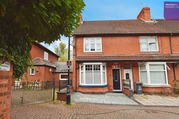 3 Bedroom End Of Terrace House For Sale In Merton Avenue, Leicester, LE3