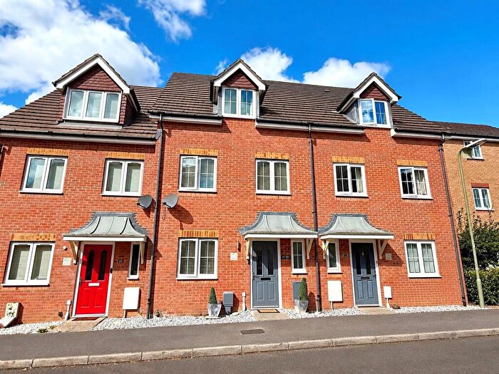 3 Bedroom Town House For Sale In Dumas Drive, Whiteley, PO15