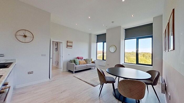 2 Bedroom Flat To Rent In Goodman Street, Leeds, LS10