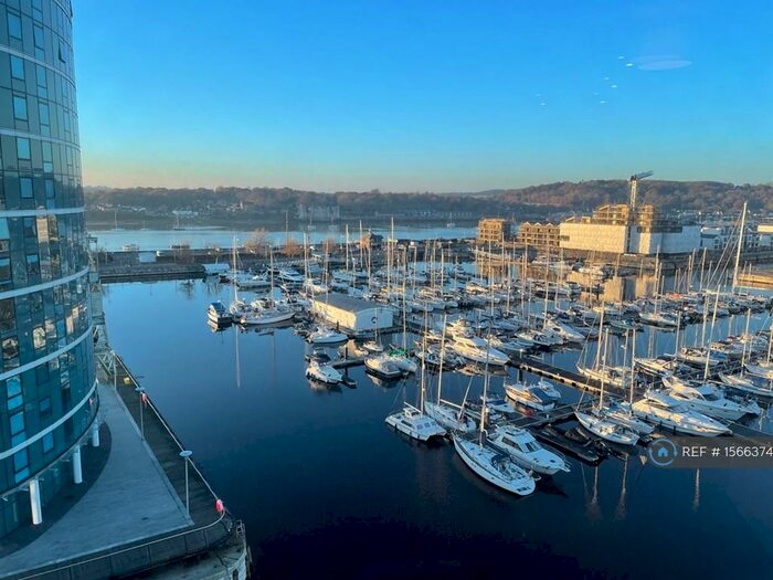 1 Bedroom Flat To Rent In Marina Point East, Chatham, ME4