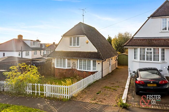 3 Bedroom Detached House For Sale In Solway Avenue, Brighton, BN1