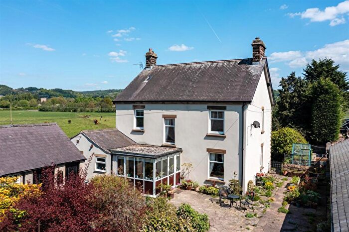 5 Bedroom Farm House For Sale In Main Road, Darley Bridge, DE4