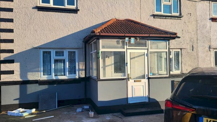 4 Bedroom Semi-Detached House To Rent In Lyon Park Avenue, Wembley, HA0