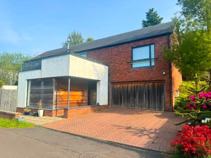 3 Bedroom Detached House To Rent In Spinner Street, Balfron, G63