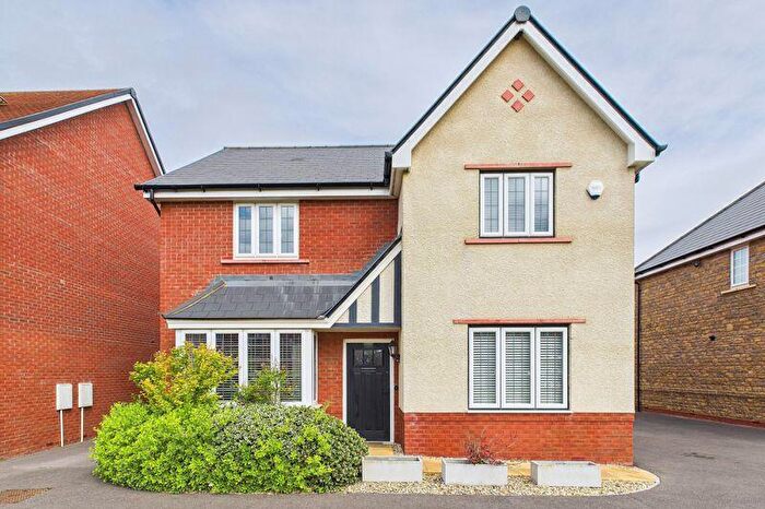 4 Bedroom Detached House To Rent In Moorhen Road, Bristol, BS49