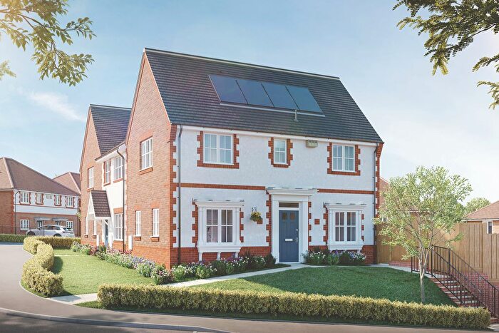 3 Bedroom Terraced House For Sale In Woodside View, Bishops Green, RG20