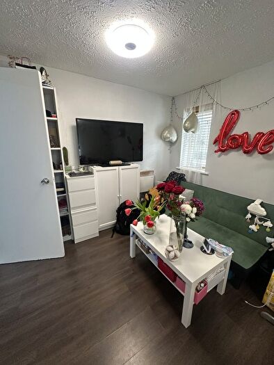 Studio To Rent In Laurel Court, Vicars Bridge Close, Wembley, Greater London, HA0