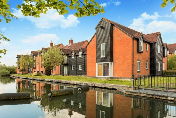 1 Bedroom Flat To Rent In Mill Lane, Newbury, RG14