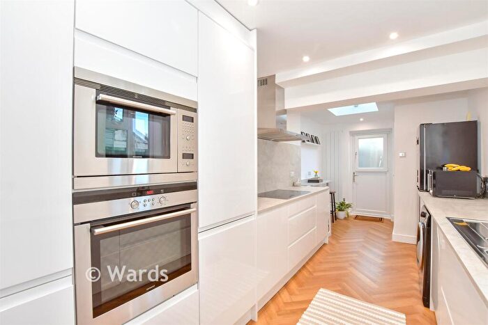 3 Bedroom Terraced House For Sale In Holborough Road, Snodland, Kent, ME6