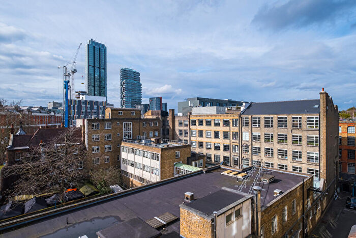 1 Bedroom Flat For Sale In Chocolate Studios, Shepherdess Place, N1
