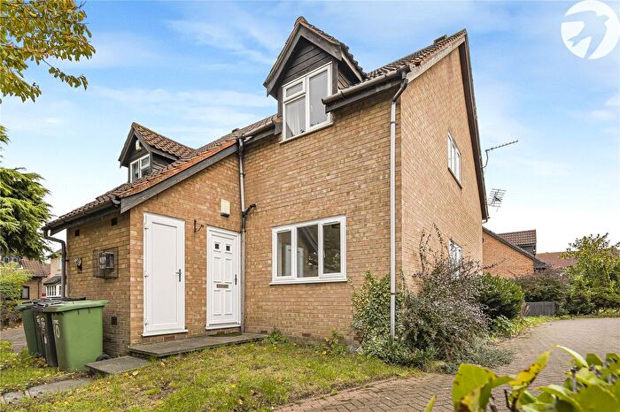 1 Bedroom End Terrace House For Sale In Herald Walk, Dartford, Kent, DA1