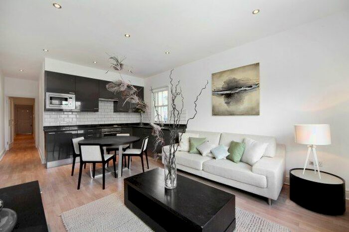 1 Bedroom Flat To Rent In High Street Wimbledon, Wimbledon, SW19