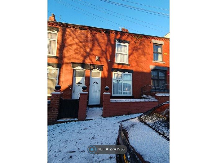 3 Bedroom Terraced House To Rent In Higher Wood Street, Middleton, Manchester, M24