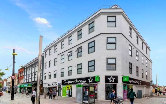 1 Bedroom Apartment To Rent In High Street, Slough, SL1