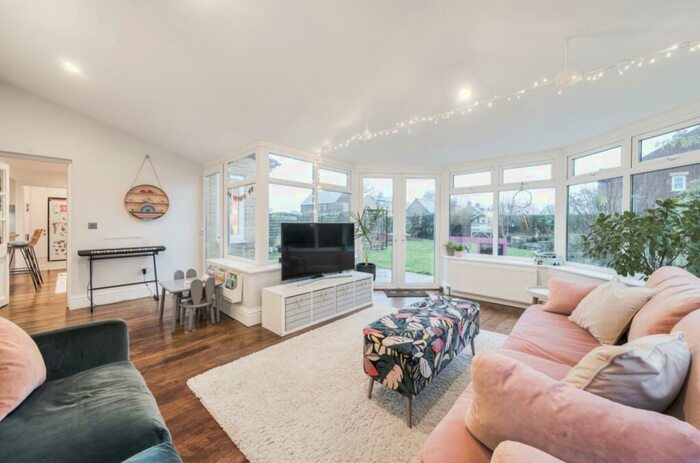 4 Bedroom Detached House For Sale In High Road, Ashton Keynes, SN6