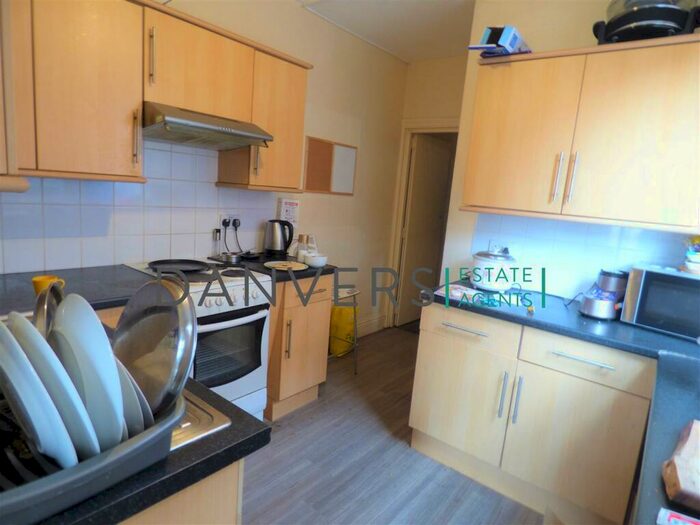 4 Bedroom Terraced House To Rent In Barclay Street, Leicester, LE3