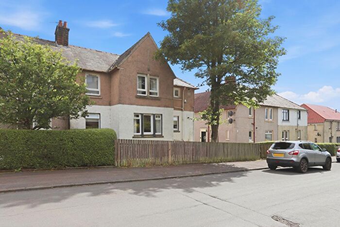 3 Bedroom Flat For Sale In Hillcrest Avenue, Coatbridge, ML5