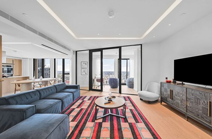 3 Bedroom Flat To Rent In River Park Tower, London, SW8