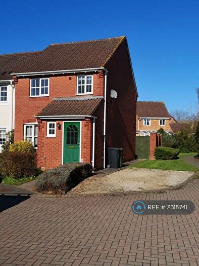 3 Bedroom Semi-Detached House To Rent In Drinkwater Close, Ledbury, HR8