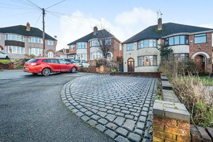 3 Bedroom Property To Rent In Cedarwood Croft, Great Barr, Birmingham, B42