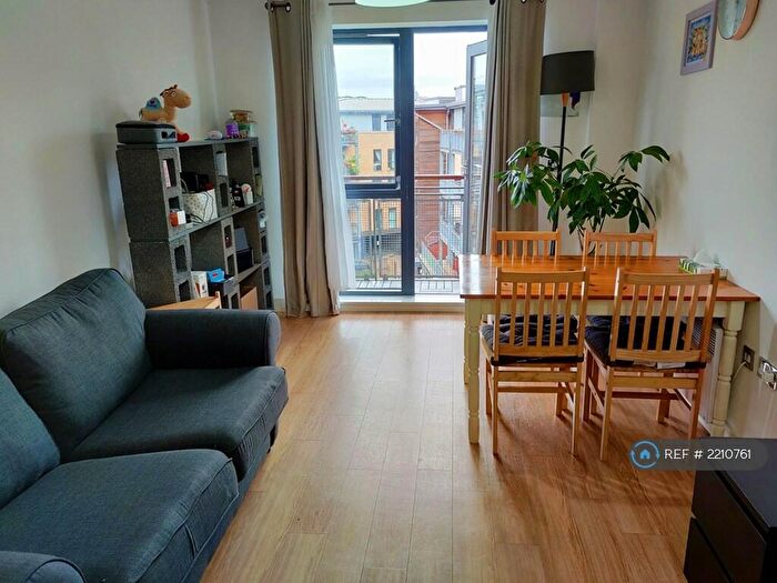 1 Bedroom Flat To Rent In Woodmill Road, London, E5