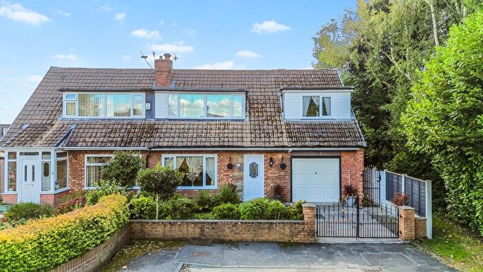 4 Bedroom Semi-Detached House For Sale In Sibley Avenue, Ashton-In-Makerfield, WN4