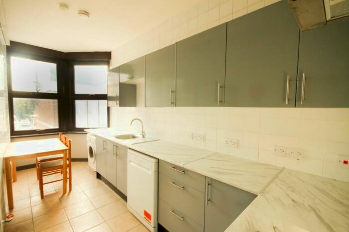 2 Bedroom Maisonette To Rent In High Street, Sheerness, ME12