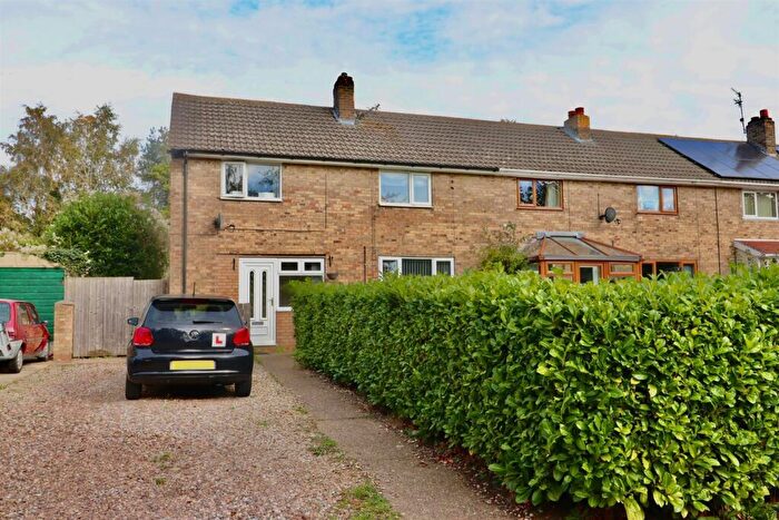 3 Bedroom House For Sale In Beck Road, Everthorpe, HU15
