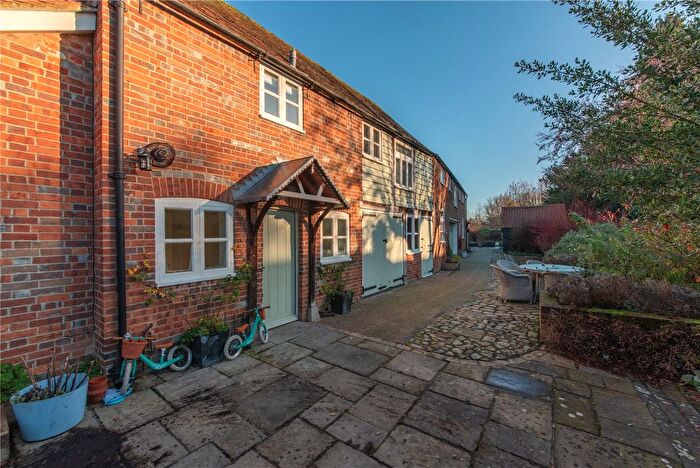 5 Bedroom Terraced House For Sale In Bridge Street, Hungerford, Berkshire, RG17