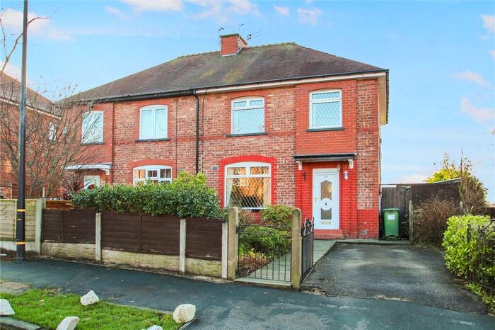 3 Bedroom Semi-Detached House For Sale In Hillcroft Road, Altrincham WA14