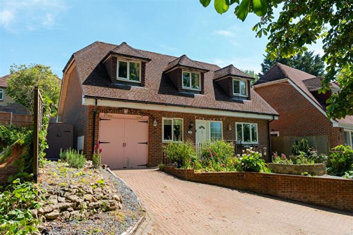 4 Bedroom Detached House For Sale In Moncktons Lane, Maidstone, ME14
